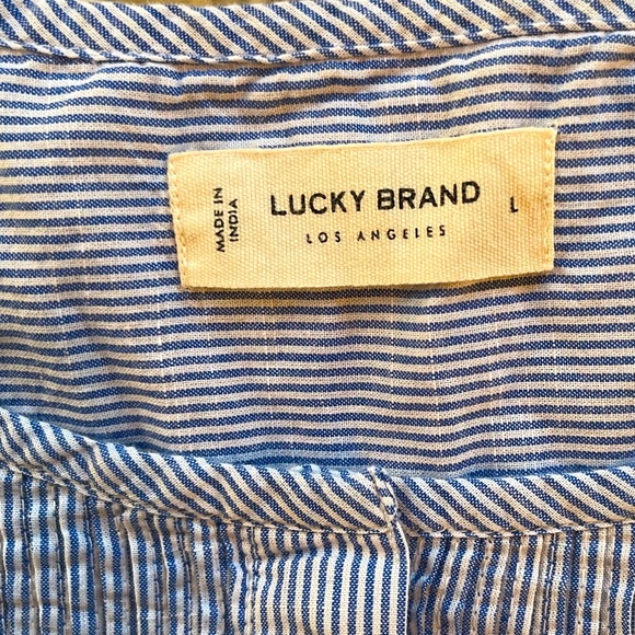 LuckyBrand Blue and white pinstriped top-large-pleated and buttons in front. - Picture 4 of 5